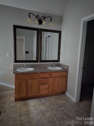 18603 Coachmans Trace, Cornelius, NC 28031