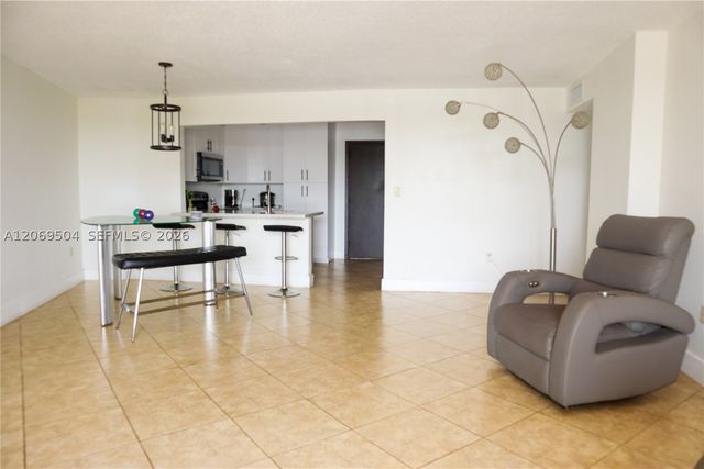 13951 Kendale Lakes Cir 310A, Miami, FL 33183