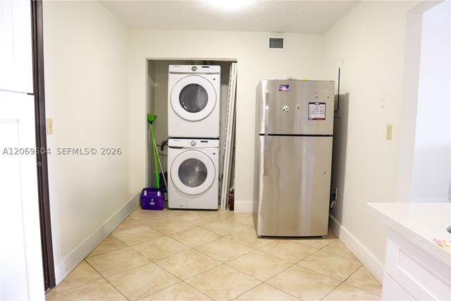 13951 Kendale Lakes Cir 310A, Miami, FL 33183