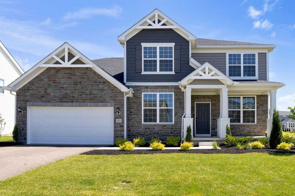 121 E Wind Road, Delaware, OH 43015