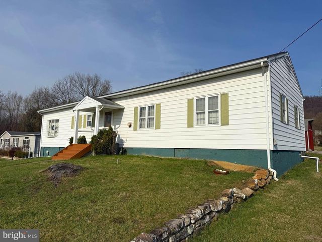 3467 POOR HOUSE RD, Martinsburg, WV 25403
