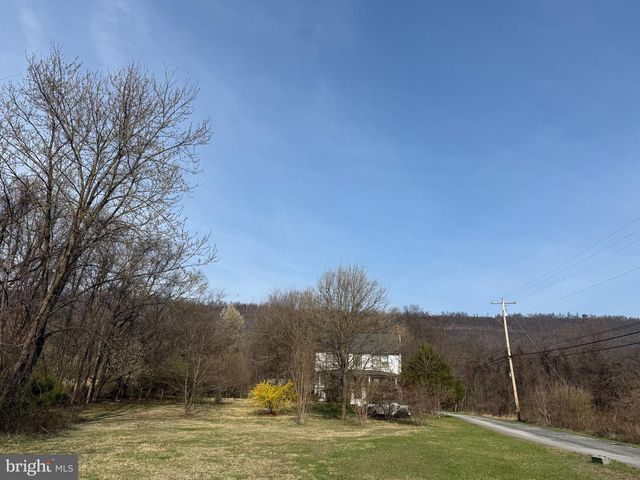 3467 POOR HOUSE RD, Martinsburg, WV 25403