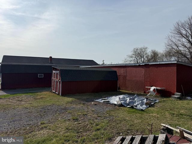 3467 POOR HOUSE RD, Martinsburg, WV 25403