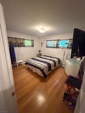 767 Berdan Ave, Wayne Twp., NJ 07470