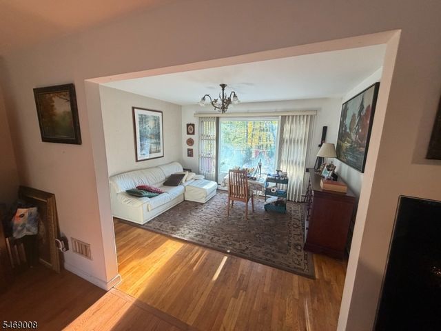 767 Berdan Ave, Wayne Twp., NJ 07470