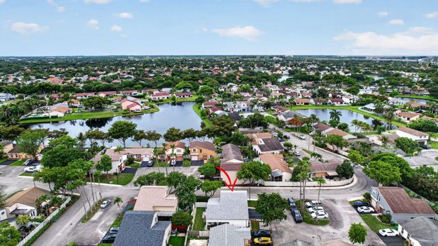 730 Cumberland Terrace, Davie, FL 33325