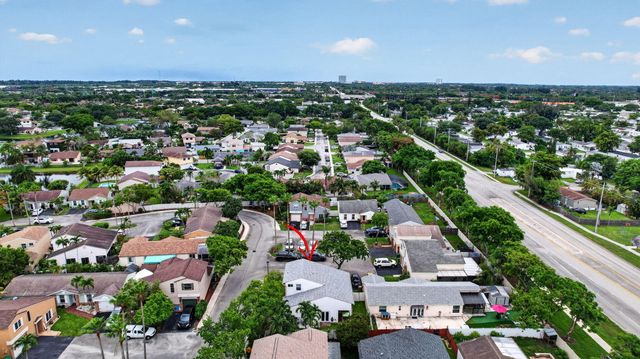 730 Cumberland Terrace, Davie, FL 33325