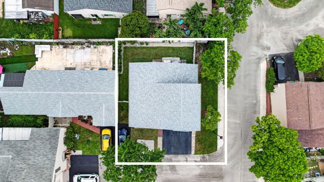 730 Cumberland Terrace, Davie, FL 33325