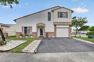 730 Cumberland Terrace, Davie, FL 33325