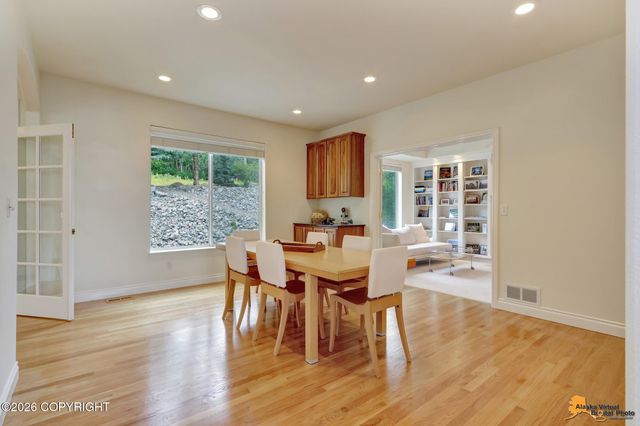 18546 Osprey Circle, Anchorage, AK 99516