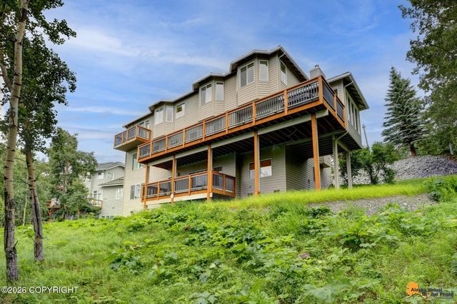 18546 Osprey Circle, Anchorage, AK 99516