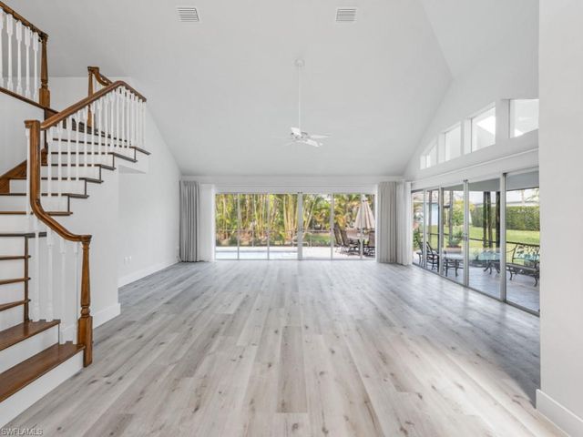 1131 Crayton RD, Naples, FL 34102
