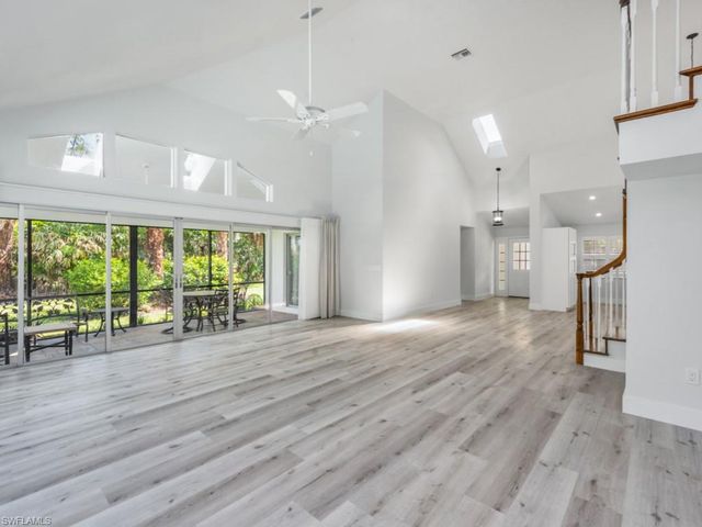1131 Crayton RD, Naples, FL 34102