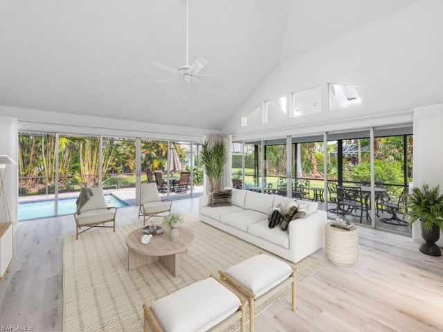 1131 Crayton RD, Naples, FL 34102