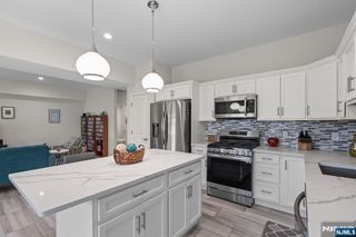 165 Lakeside Road 8, West Milford, NJ 07421