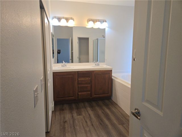 4428 Little Blue Heron Avenue, Las Vegas, NV 89115