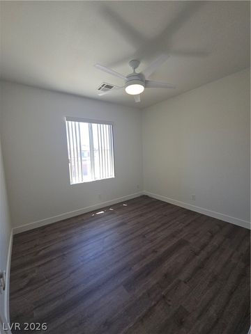 4428 Little Blue Heron Avenue, Las Vegas, NV 89115