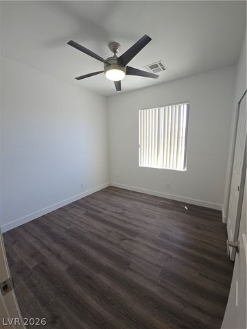 4428 Little Blue Heron Avenue, Las Vegas, NV 89115