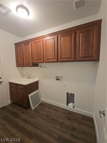 4428 Little Blue Heron Avenue, Las Vegas, NV 89115