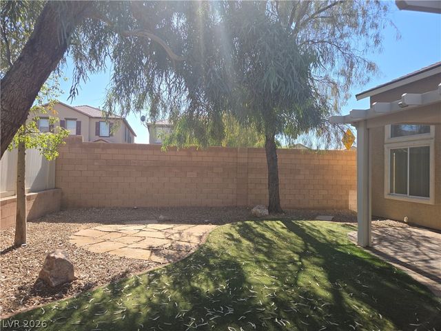 4428 Little Blue Heron Avenue, Las Vegas, NV 89115