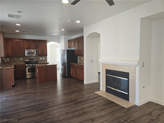4428 Little Blue Heron Avenue, Las Vegas, NV 89115