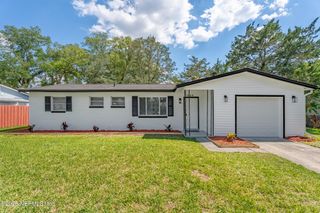 5648 FARGO Drive N, Jacksonville, FL 32207