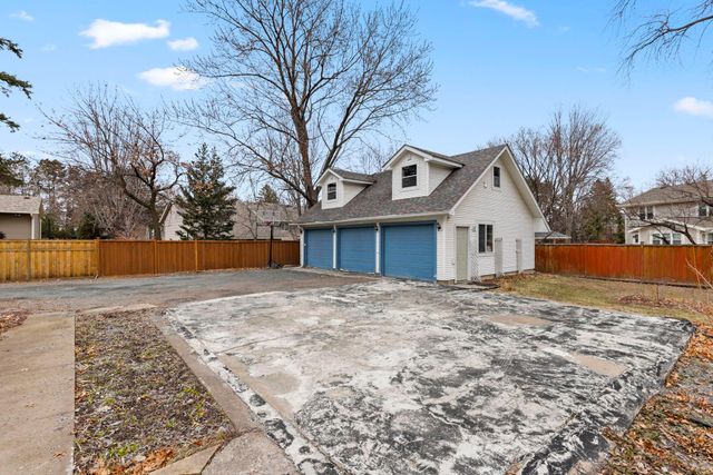 4440 Hamline Avenue N, Arden Hills, MN 55112