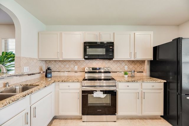 2201 Bradford Pear Drive, Little Elm, TX 75068