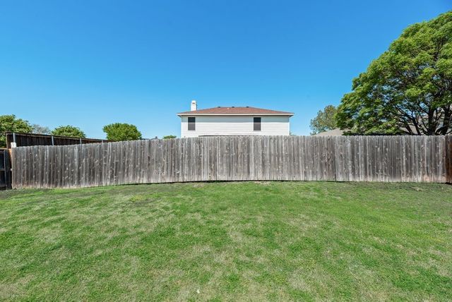 2201 Bradford Pear Drive, Little Elm, TX 75068