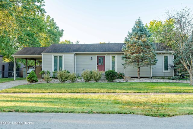 8702 McKenna Way, Louisville, KY 40291