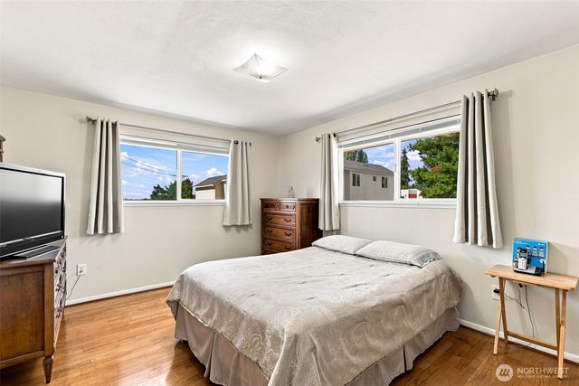 4910 19th Avenue S, Seattle, WA 98108