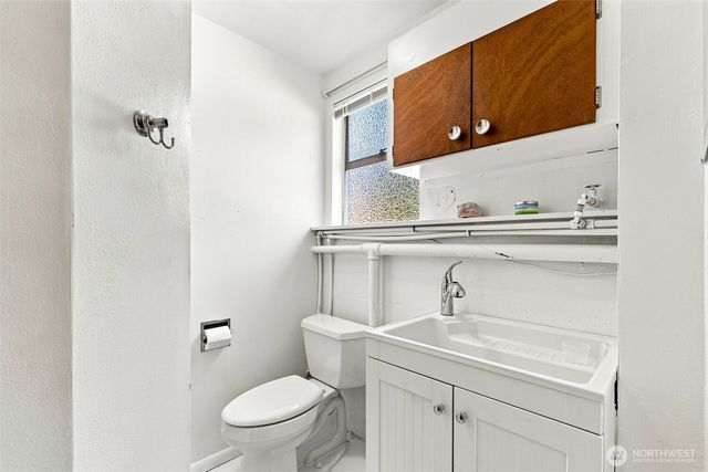 4910 19th Avenue S, Seattle, WA 98108