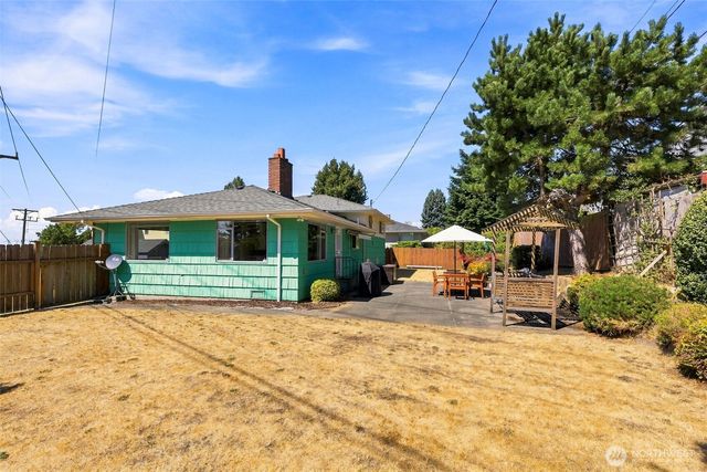 4910 19th Avenue S, Seattle, WA 98108