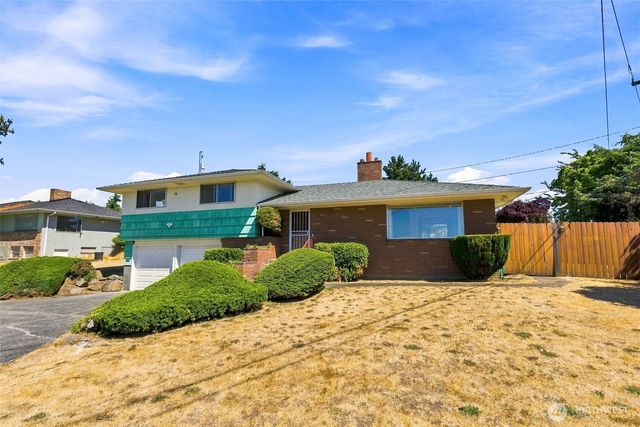 4910 19th Avenue S, Seattle, WA 98108