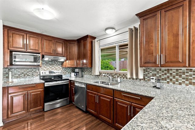 4910 19th Avenue S, Seattle, WA 98108