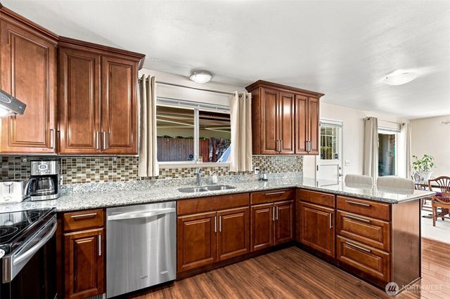 4910 19th Avenue S, Seattle, WA 98108
