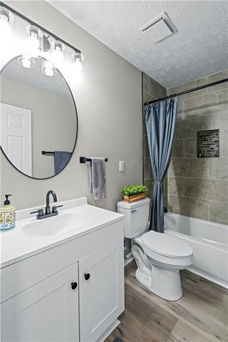 8160 Winewood Way, Riverdale, GA 30274