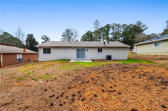 8160 Winewood Way, Riverdale, GA 30274