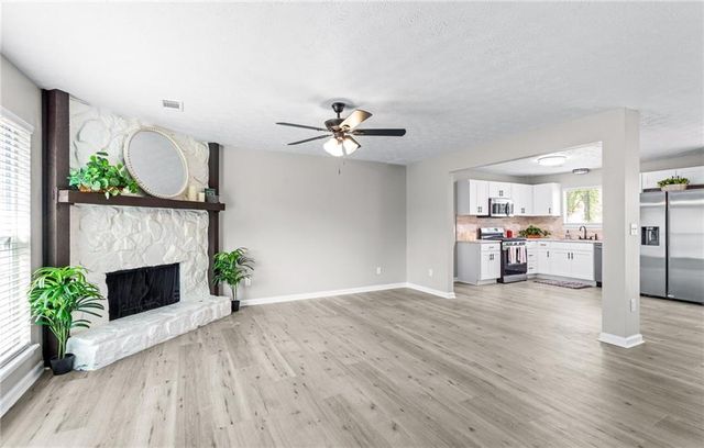 8160 Winewood Way, Riverdale, GA 30274