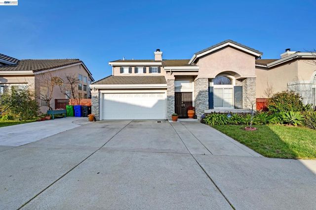 15100 15100 Shining Star Ln, San Leandro, CA 94579