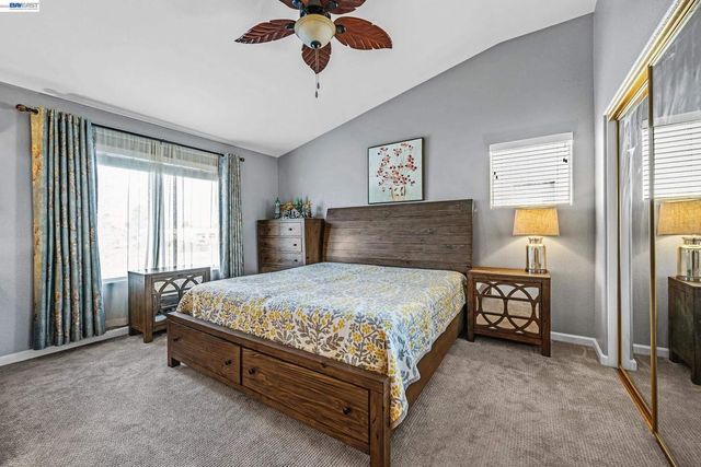 15100 15100 Shining Star Ln, San Leandro, CA 94579