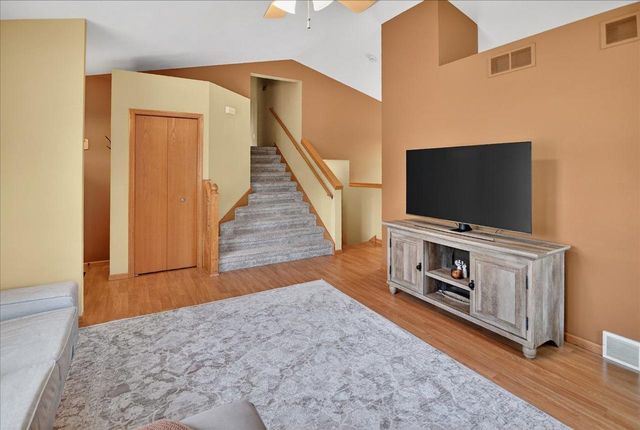 6453 Tonkinese Trail, Madison, WI 53719