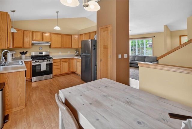 6453 Tonkinese Trail, Madison, WI 53719