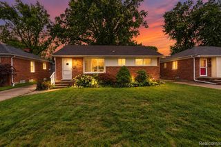 437 W Sunnybrook Drive, Royal Oak, MI 48073