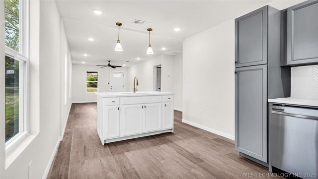 2615 N Rancho Lane, Ardmore, OK 73401