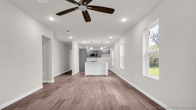 2615 N Rancho Lane, Ardmore, OK 73401