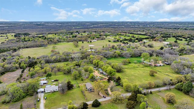 2615 N Rancho Lane, Ardmore, OK 73401