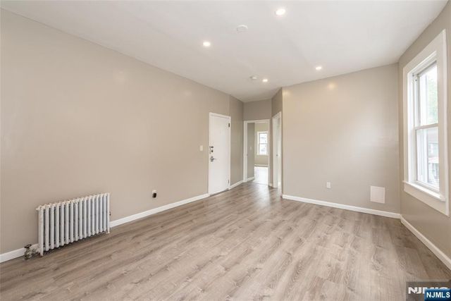 40 Olive Street 2, Bloomfield, NJ 07003