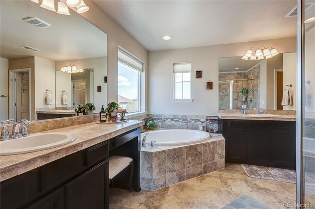 2246 Front Range Court, Erie, CO 80516