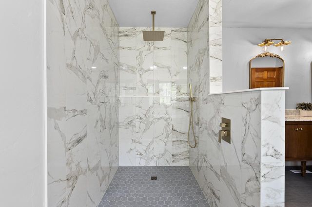3030 BIG TIMBER CIRCLE, Green Bay, WI 54313